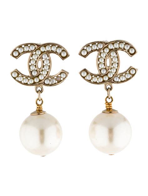 chanel earring advertisement pearl logo|chanel pearl drop earrings price.